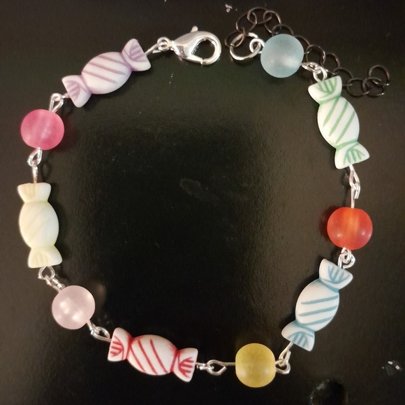 Handmade colorful candy bracelet - Picture 2 of 2